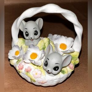 Georgian Fine Bone China Mouse Flower Basket White figurine vintage 70s